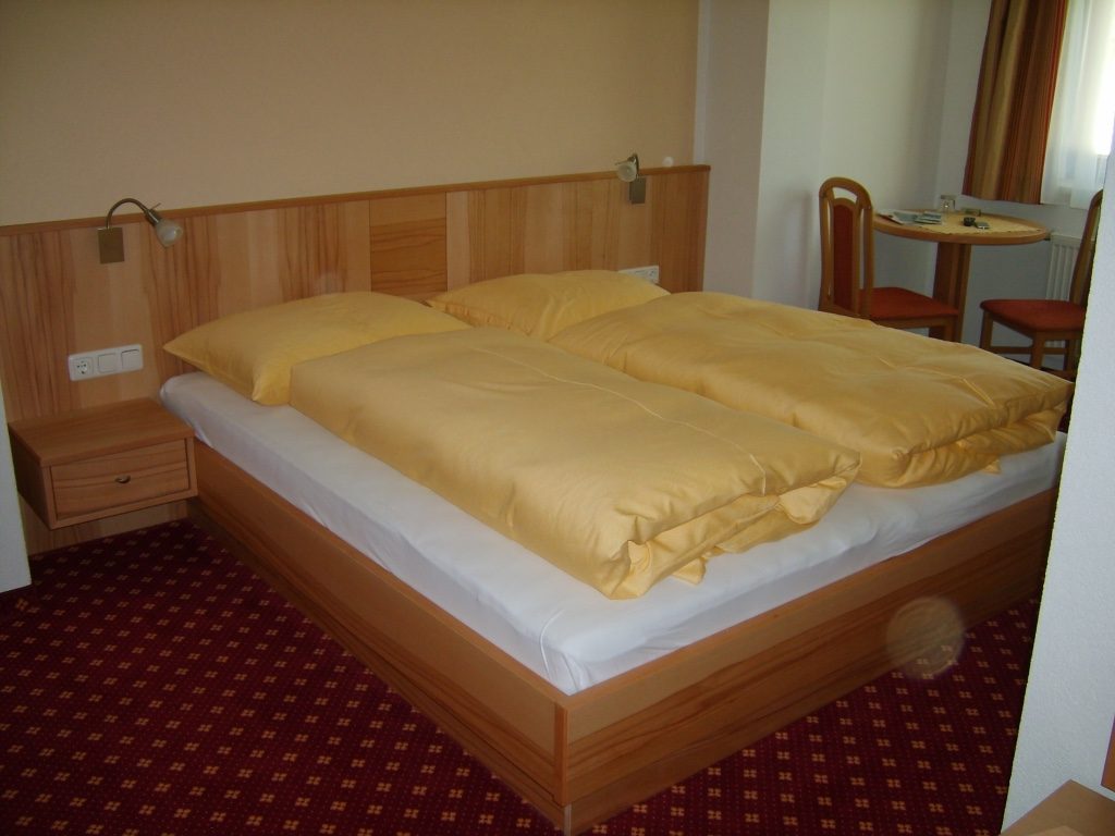 Schlafzimmer 7