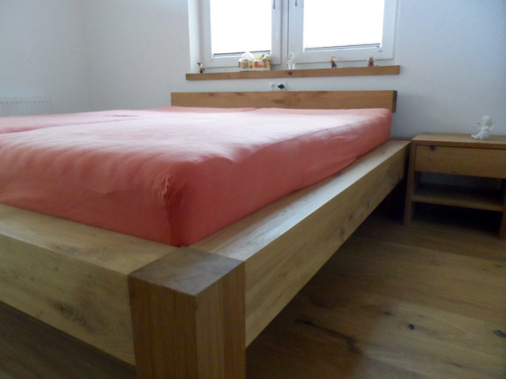 Schlafzimmer 1